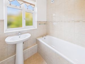 BATHROOM- click for photo gallery